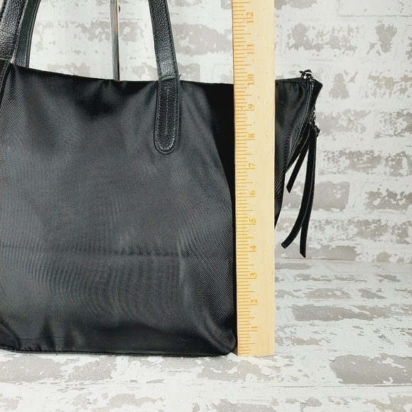 Botkier Vinyl Tote Black  Carryall Zip Top Big Travel Shoulder Bag 0771 - Picture 8 of 16